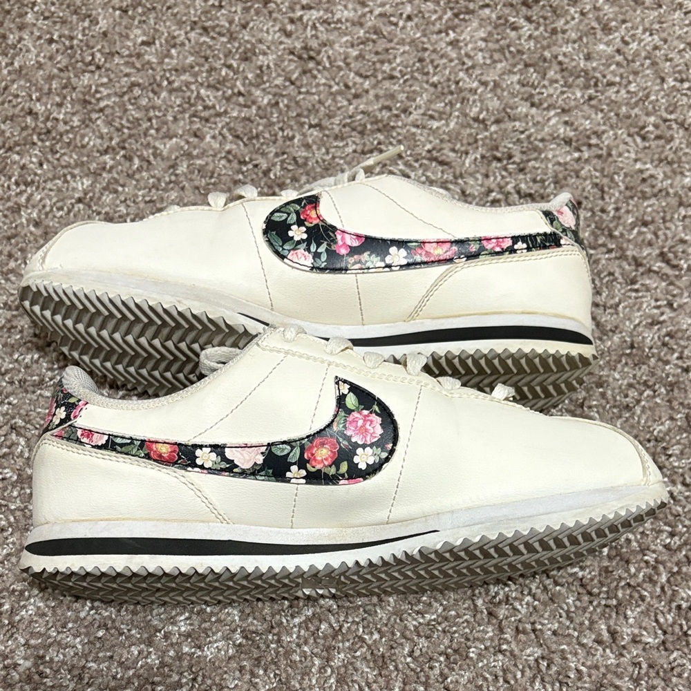 Nike Cortez Floral Pale Ivory Sneaker